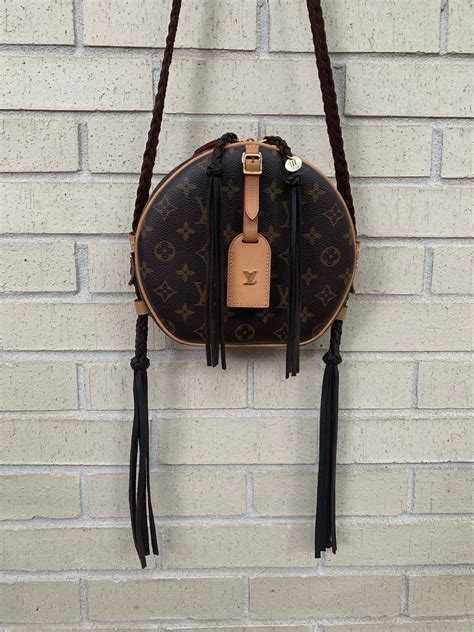 louis vuitton round bag price.